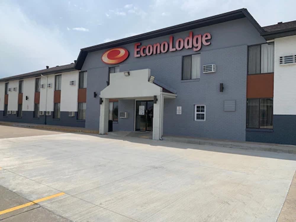 Red Lion Inn & Suites Olathe Kansas City Eksteriør billede