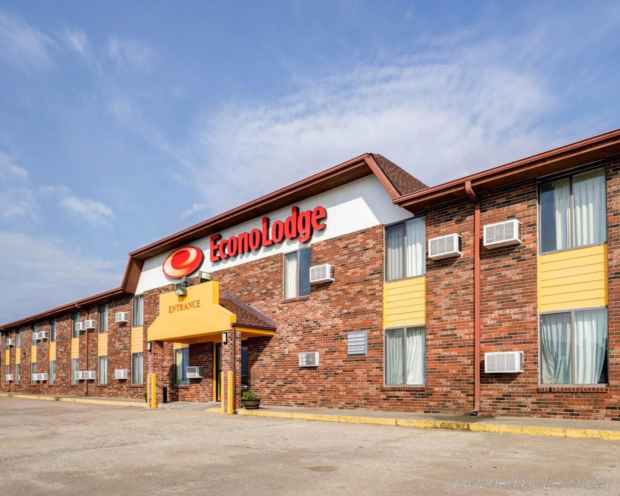 Red Lion Inn & Suites Olathe Kansas City Eksteriør billede